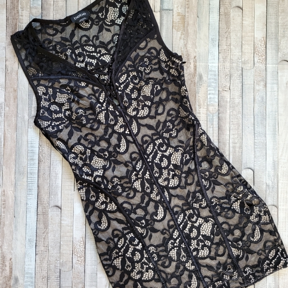 Bebe lace mini dress